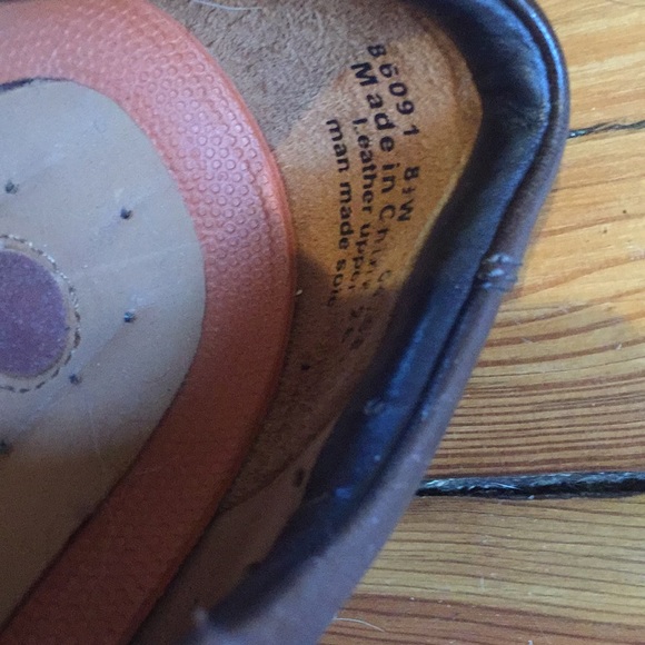 Men’s brown leather Clarks slip on shoes size 8.5W - Picture 5 of 5